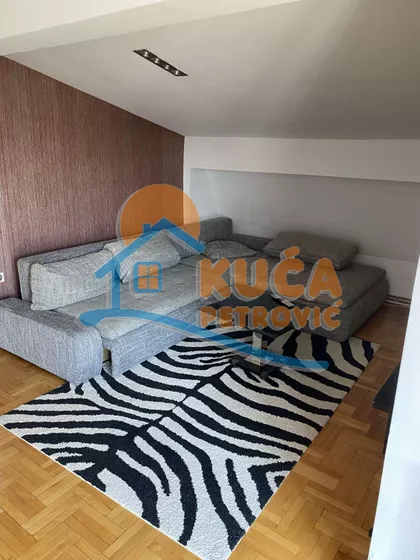 Dečanska | 4zida.rs