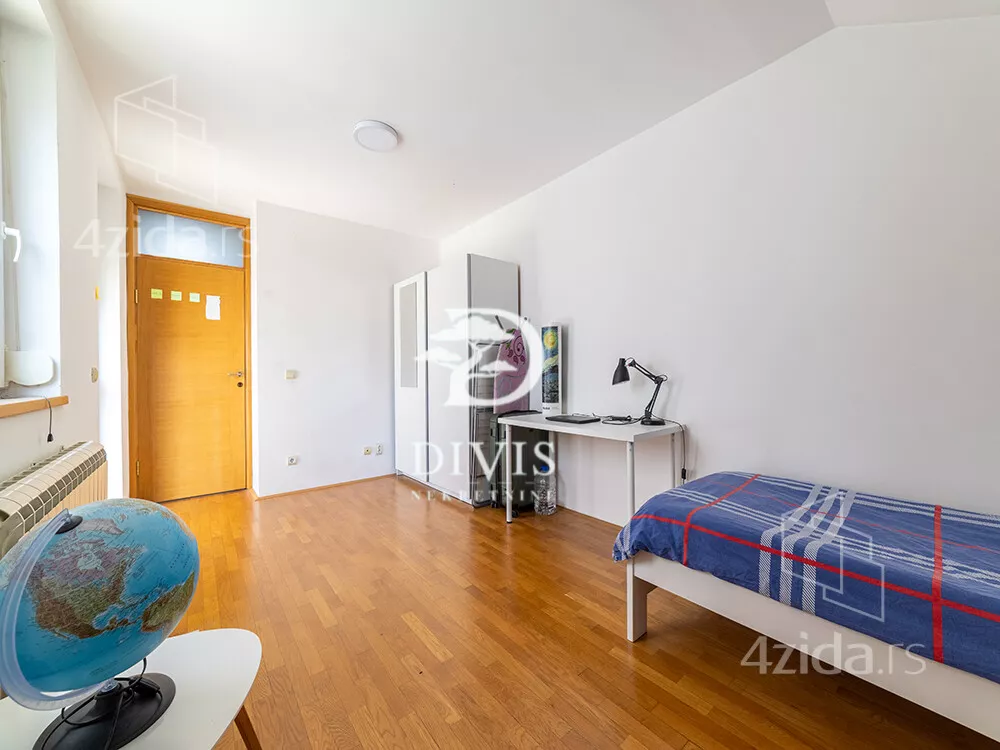 4-etažna kuća | 4zida