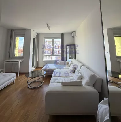 Cara Dušana | 4zida.rs