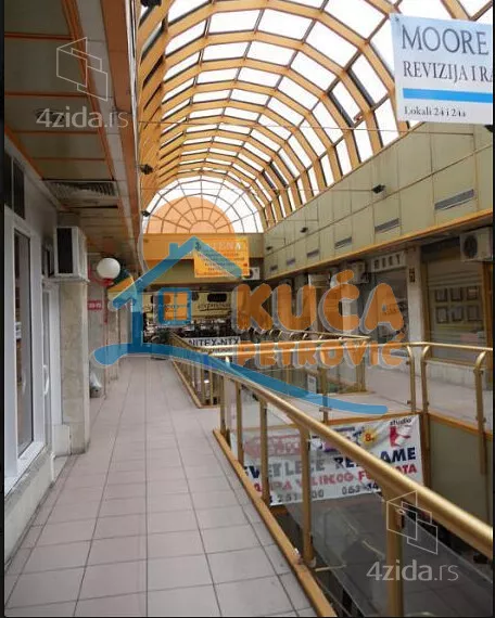 Lokal | 4zida