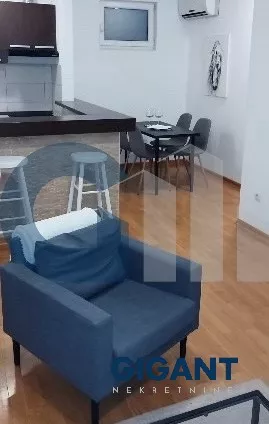 Gospodara Vučića | 4zida.rs