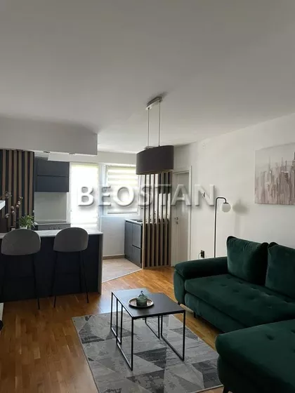 Skender Begova | 4zida.rs