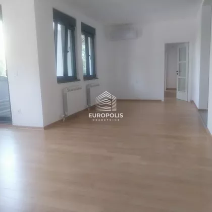 Vase Stajića | 4zida.rs