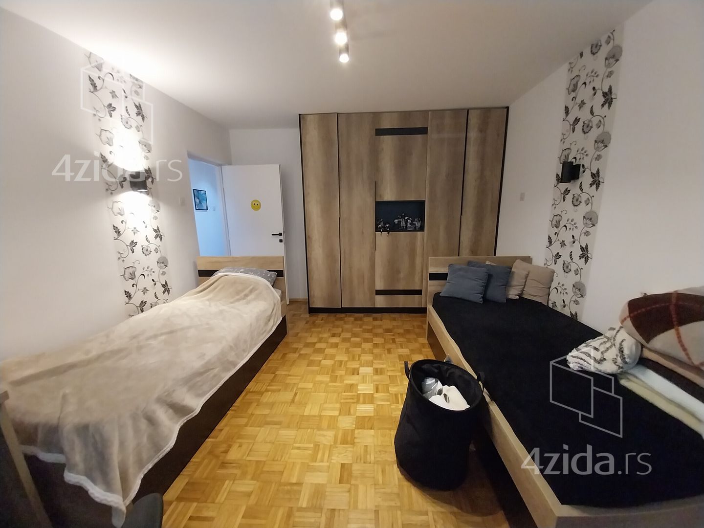 Stan – Kragujevac - Više