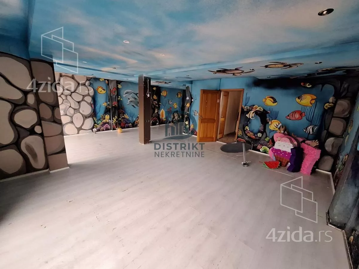 Poslovni prostor | 4zida