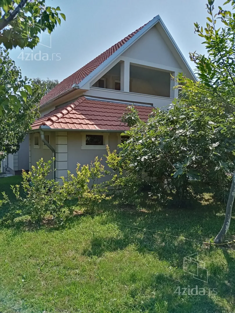 3-etažna kuća | 4zida