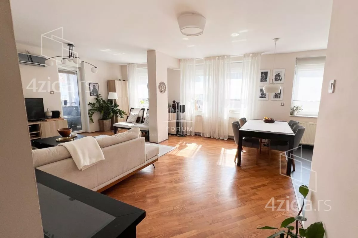 Četvorosoban stan | 4zida