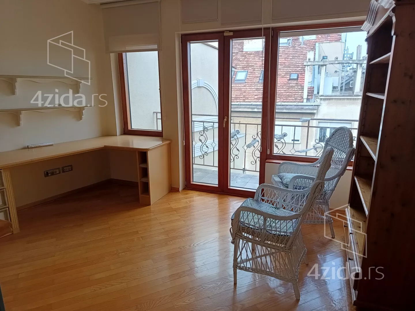 Četvoroiposoban stan | 4zida