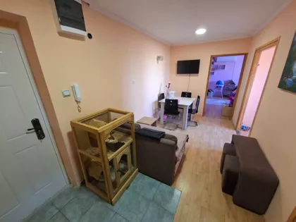 Mali Radanovac | 4zida.rs