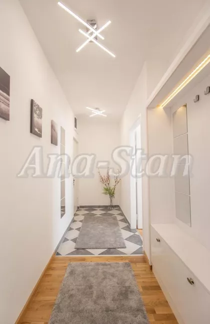 Andrićev Venac | 4zida.rs