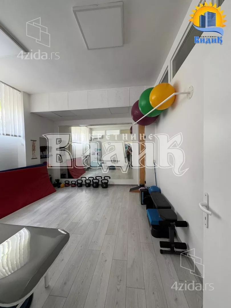 Poslovni prostor | 4zida