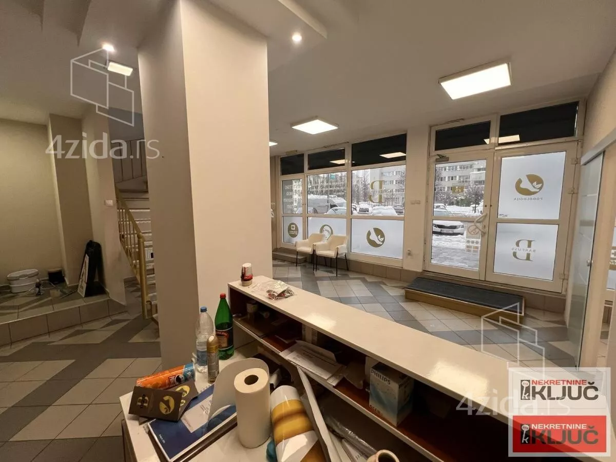 Poslovni prostor | 4zida