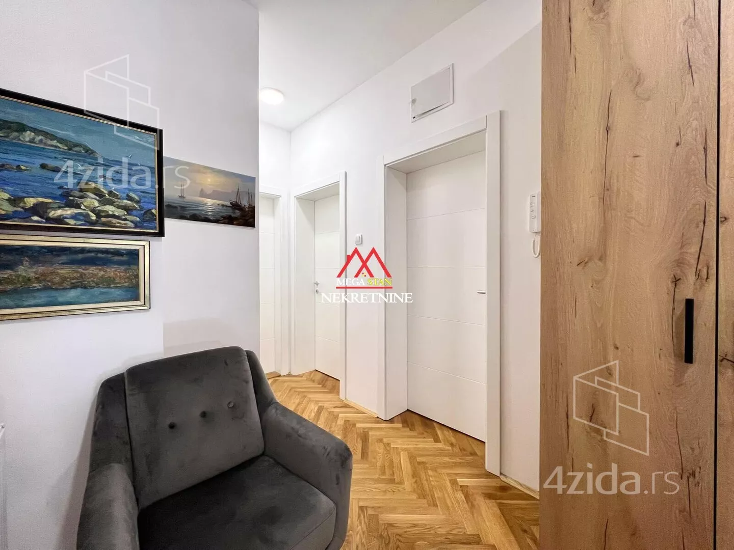 Troiposoban stan | 4zida