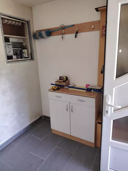 Cara Lazara Bb | 4zida.rs