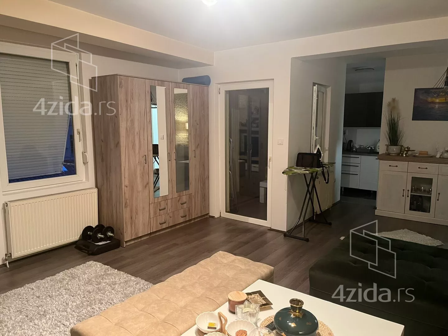 Jednoiposoban stan | 4zida