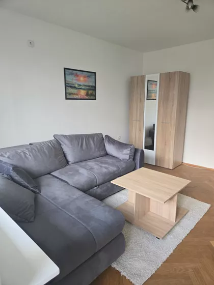 Prištinska | 4zida.rs