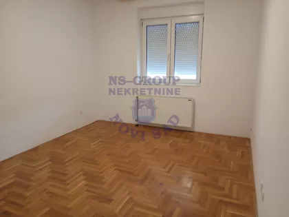 Cara Dušana | 4zida.rs