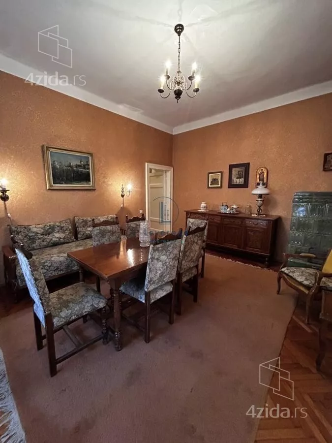 Petosoban stan | 4zida