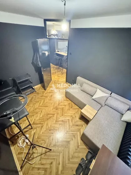 Snežane Hrepevnik | 4zida.rs