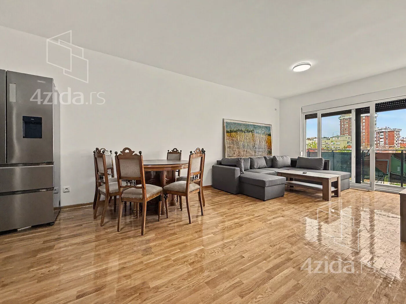 Dvoiposoban stan | 4zida