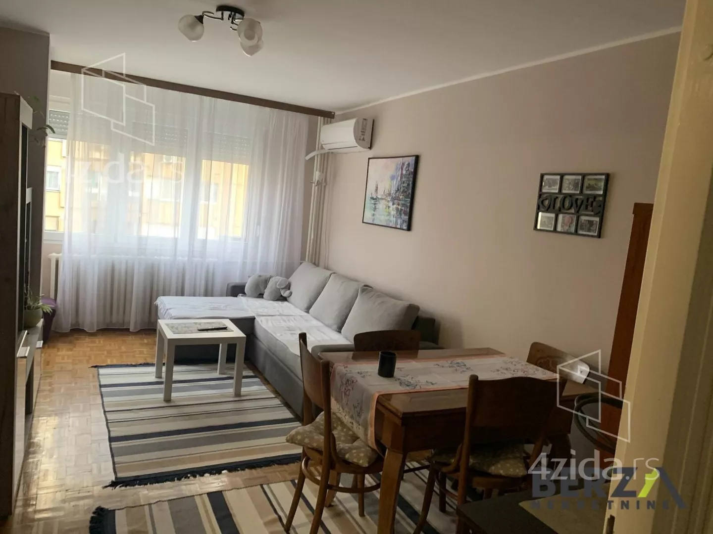 Jednoiposoban stan | 4zida