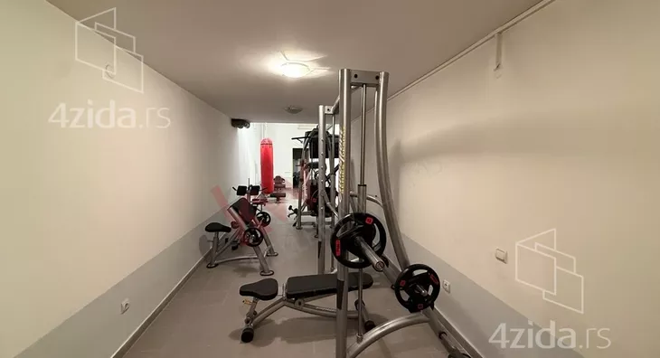 4-etažna kuća | 4zida