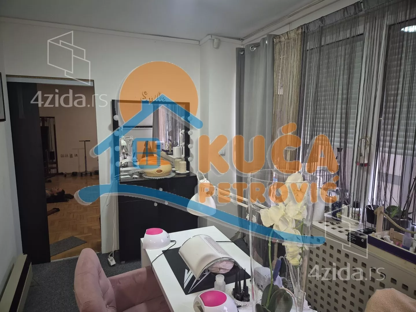 Lokal | 4zida