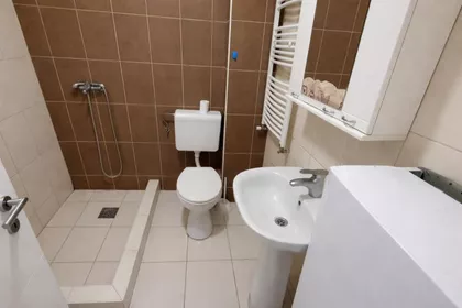 Rade Končara | 4zida.rs