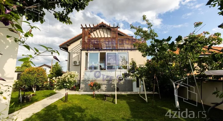 3-etažna kuća | 4zida