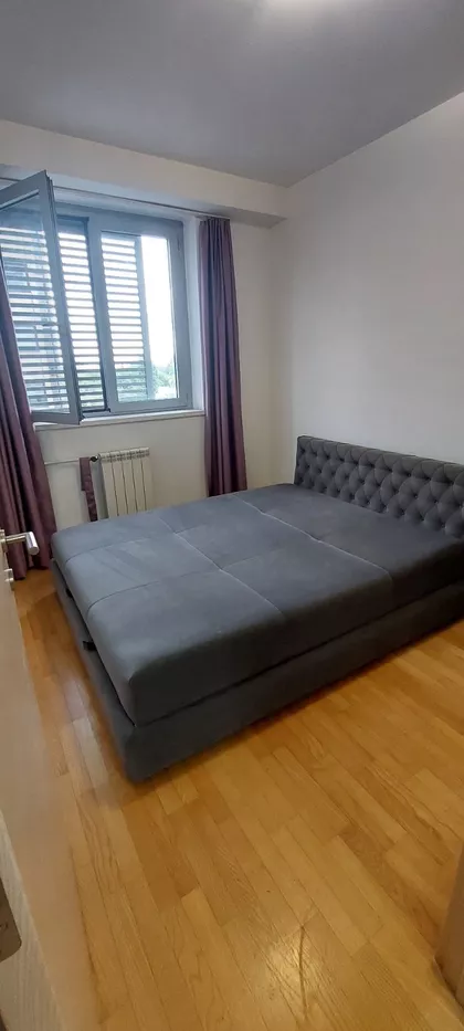 Zorza Klemansoa | 4zida.rs