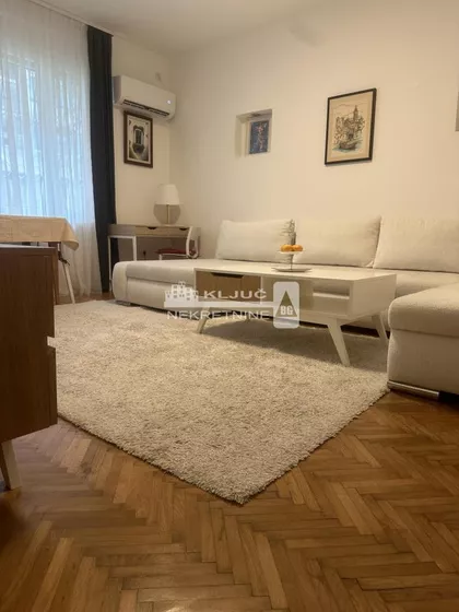 Kronštatska | 4zida.rs