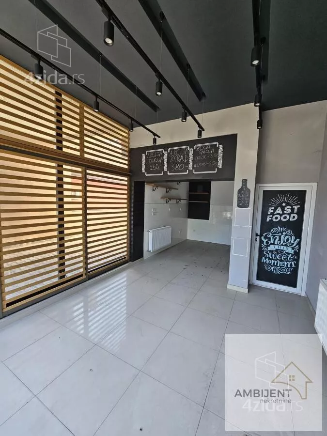 Lokal | 4zida