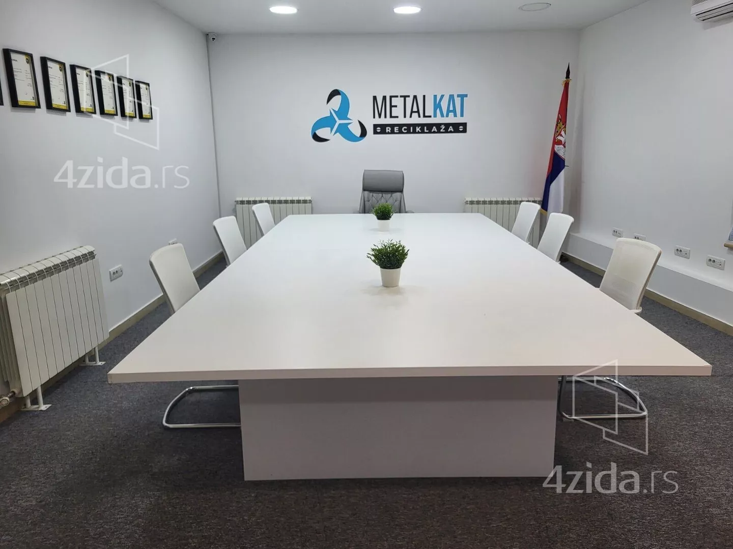 Poslovni prostor | 4zida