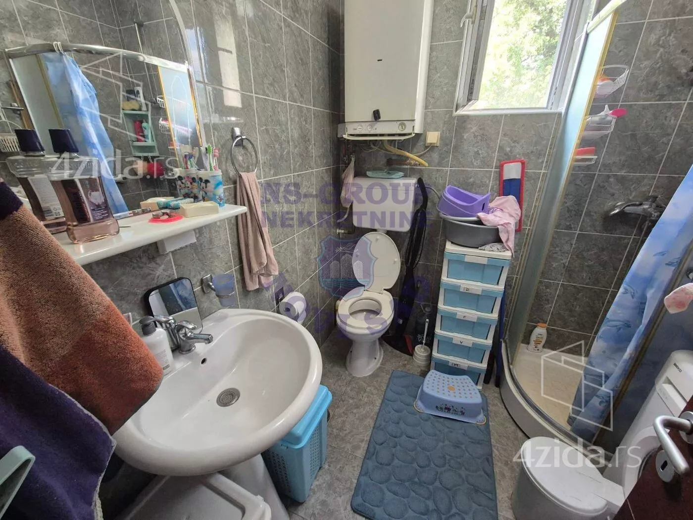 Šestosoban stan | 4zida