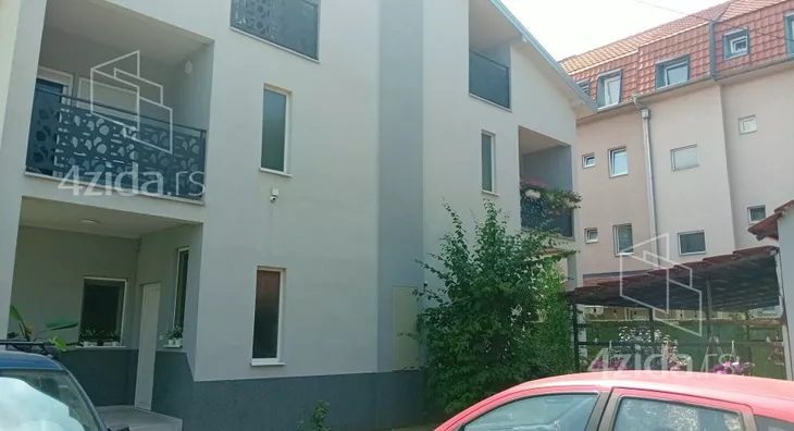 3-etažna kuća | 4zida