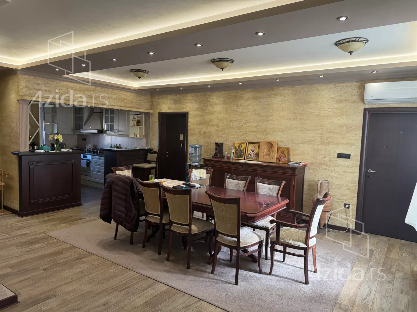 Petosoban stan | 4zida