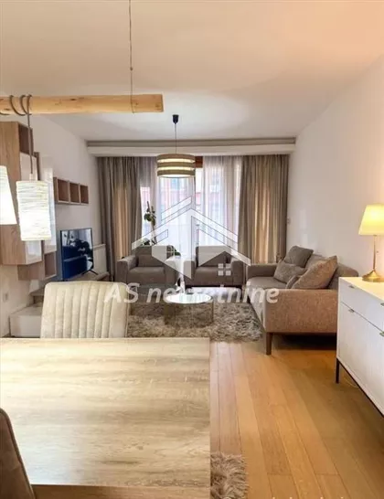 Crveni Krst Vračar | 4zida.rs