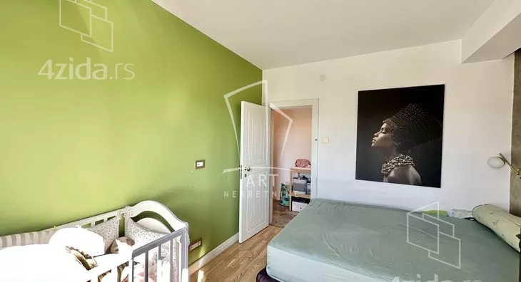 Petosoban stan | 4zida