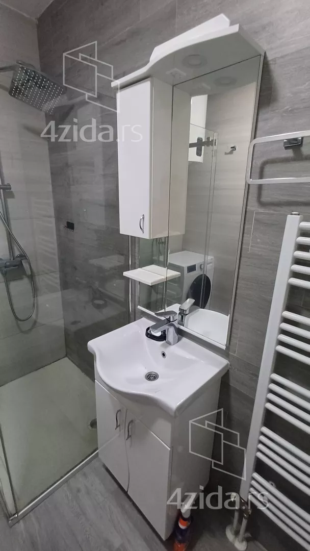 Garsonjera | 4zida