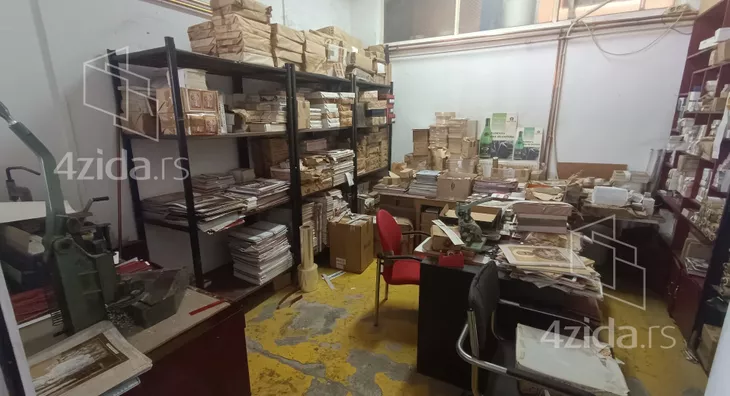 Poslovni prostor | 4zida