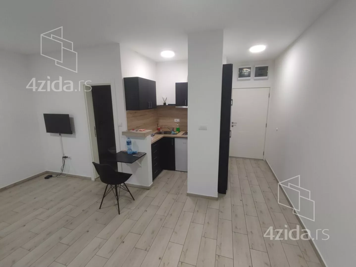 Garsonjera | 4zida