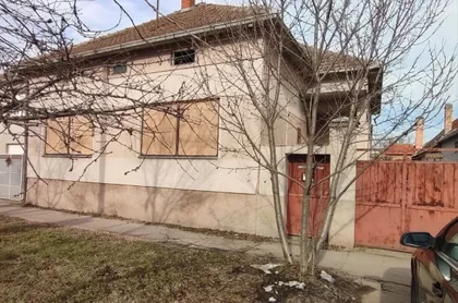 Vojvođanska 32 | 4zida.rs