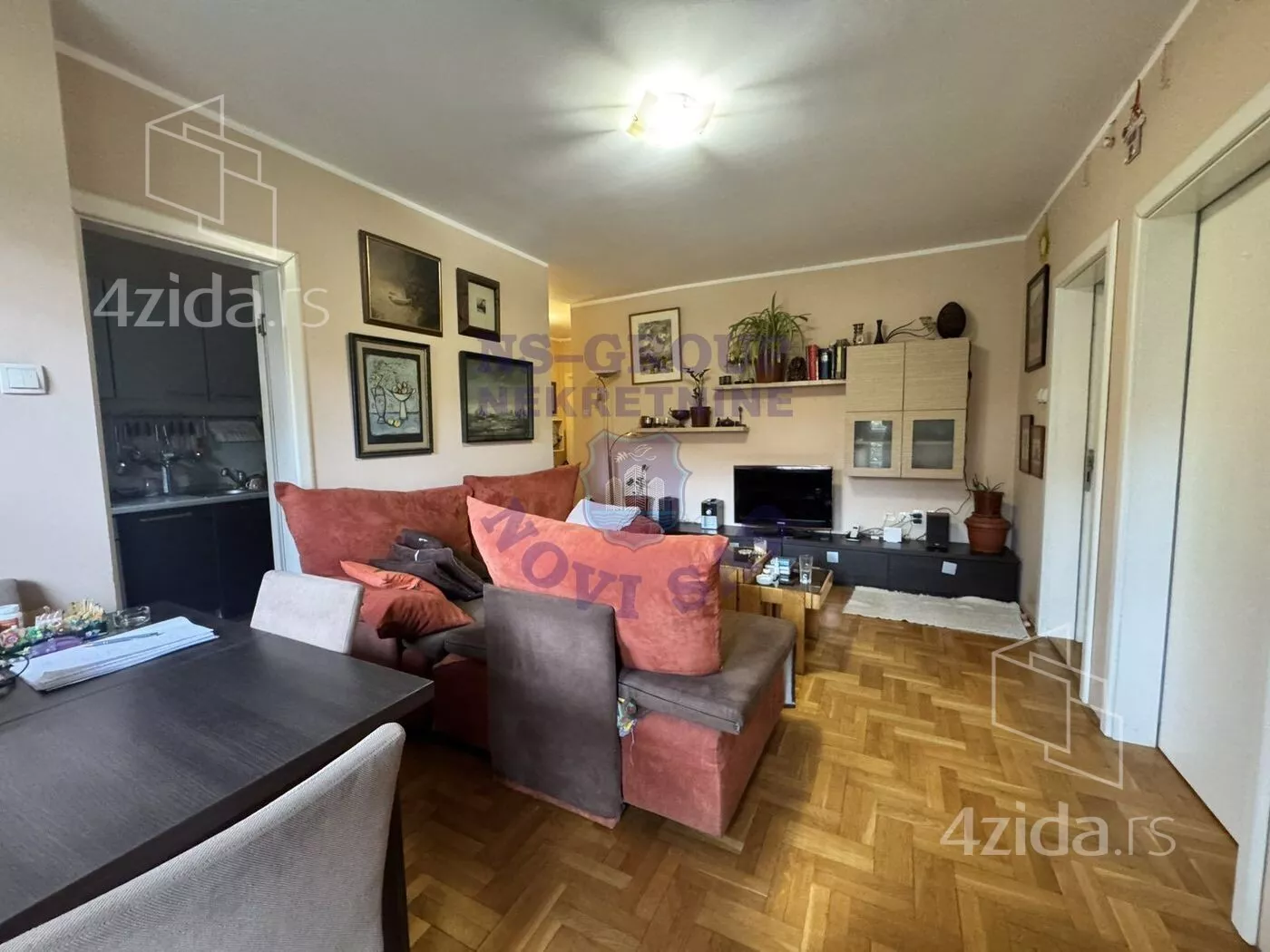 Jednoiposoban stan | 4zida