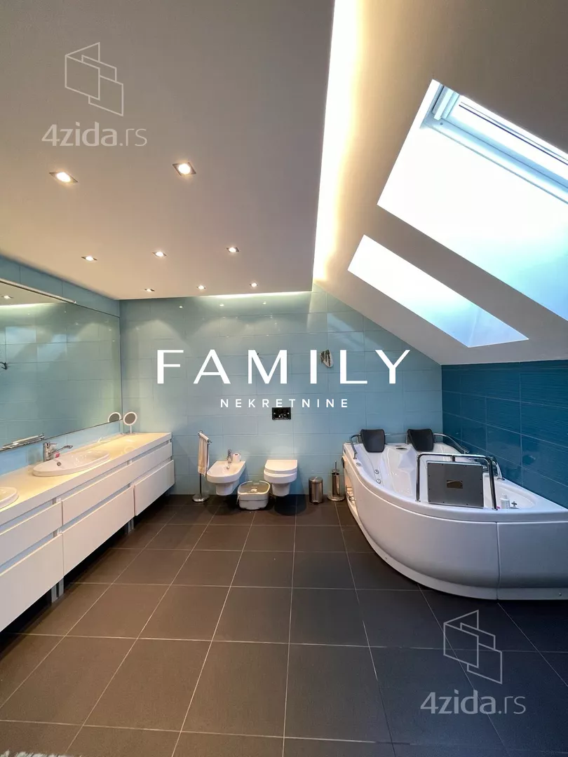 Šestosoban stan | 4zida