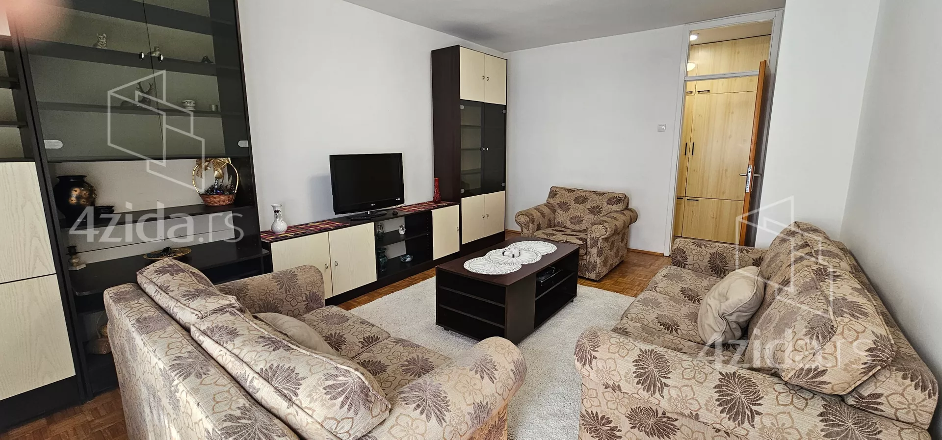 Dvoiposoban stan | 4zida