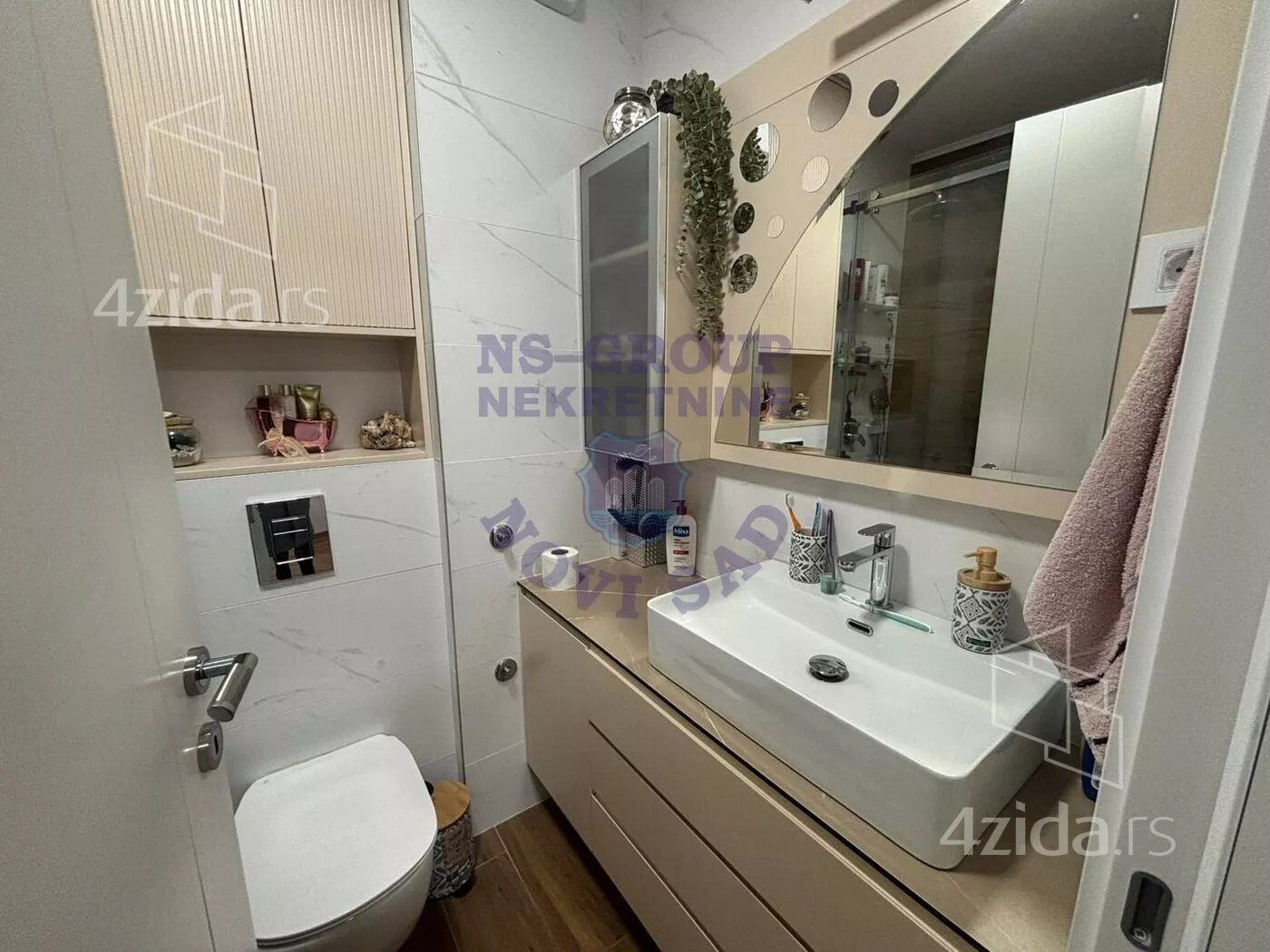 Troiposoban stan | 4zida