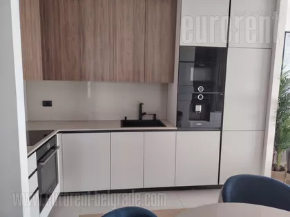 BEOGRAD NA VODI | 4zida.rs