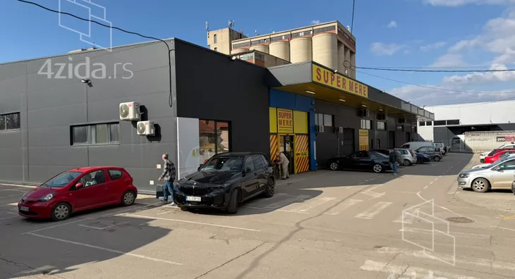 Poslovni prostor | 4zida