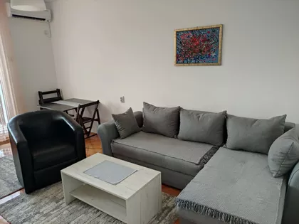 Vojna Bolnica | 4zida.rs