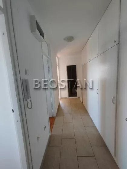 Dušana Vukasovića | 4zida.rs